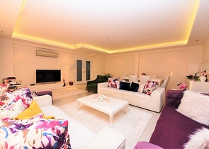 شقة عائلية - 3 غرف وصالة - مفروشة - ضمن منطقة جيكجلي الراقية في الانيا 