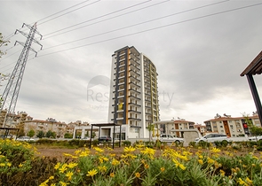 عرض تجاري بالقرب من جامعة بيليم في أنطاليا