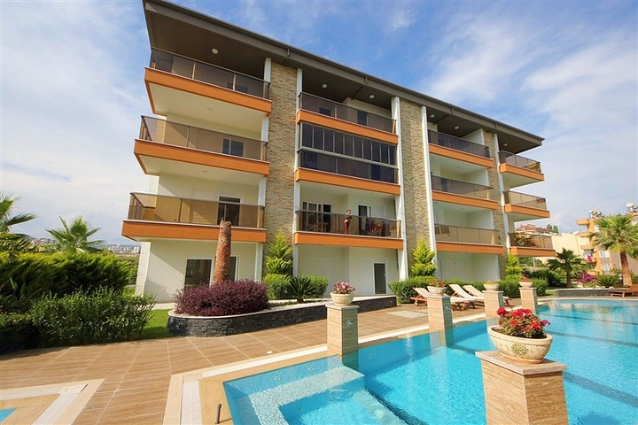 عرض خاص - سعر منافس - شقة 2 غرفة وصالة ضمن مجمع في افسلار / الانيا 