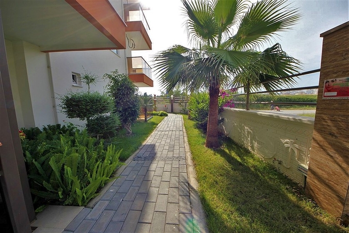 عرض خاص - سعر منافس - شقة 2 غرفة وصالة ضمن مجمع في افسلار / الانيا 