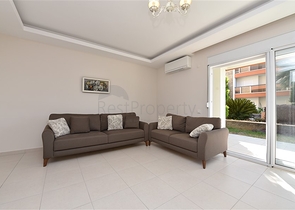 عرض خاص - سعر منافس - شقة 2 غرفة وصالة ضمن مجمع في افسلار / الانيا 