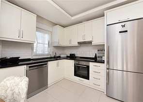 عرض خاص - سعر منافس - شقة 2 غرفة وصالة ضمن مجمع في افسلار / الانيا 