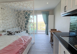 شقة مفروشة - استديو فاخر - ضمن مجمع جديد في كارجي جاك / الانيا