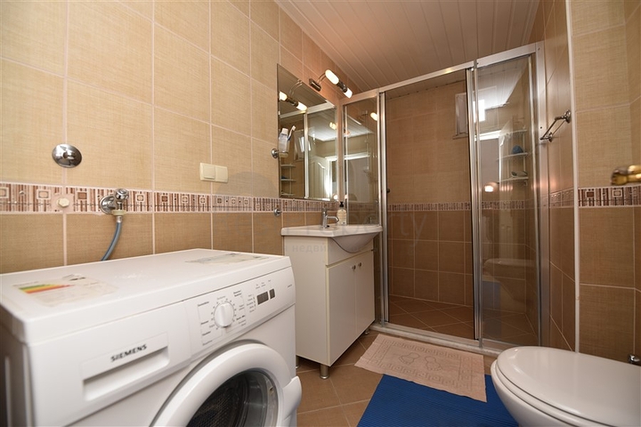 منطقة سكنية راقية - شقة 1 غرفة وصالة مفروشة - في جيكجلي / الانيا 