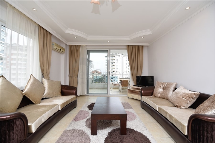 منطقة سكنية راقية - شقة 1 غرفة وصالة مفروشة - في جيكجلي / الانيا 