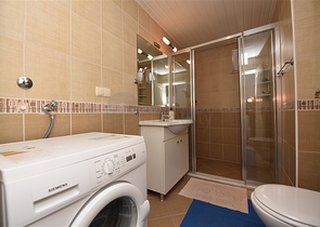 منطقة سكنية راقية - شقة 1 غرفة وصالة مفروشة - في جيكجلي / الانيا 