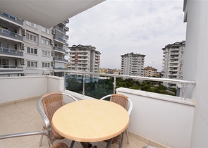 منطقة سكنية راقية - شقة 1 غرفة وصالة مفروشة - في جيكجلي / الانيا 