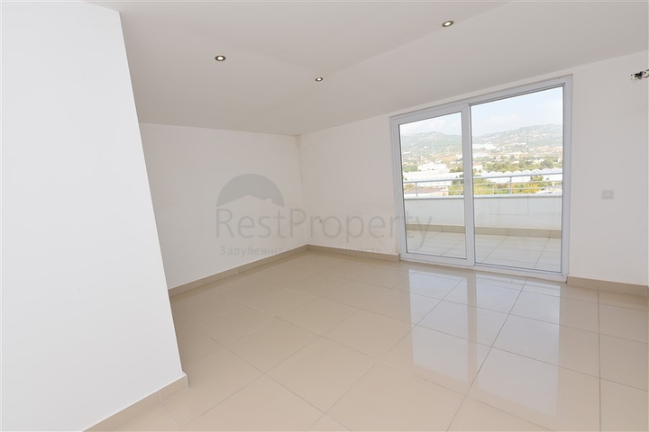 دوبلكس واسعة - ضمن مجمع سكني - ديمرتاش / الانيا 