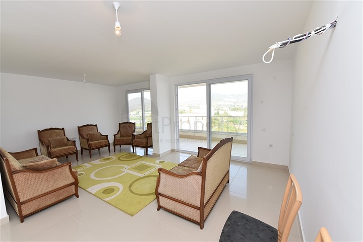 دوبلكس واسعة - ضمن مجمع سكني - ديمرتاش / الانيا 