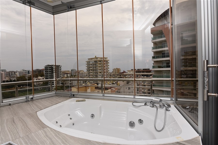 شقة عائلية - جاكوزي ضمن التراس - 2 غرفة وصالة في مهموتلار / الانيا 