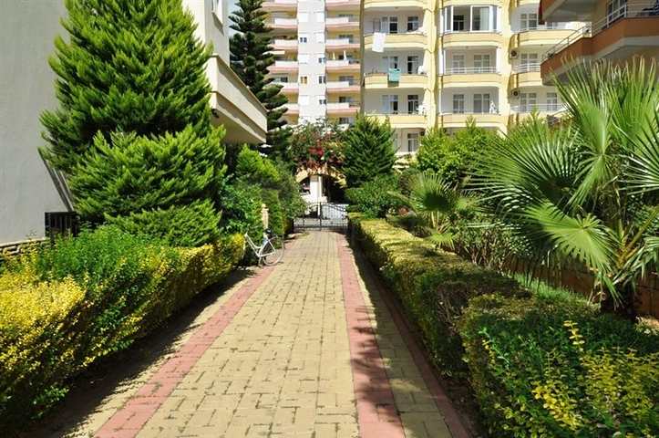 شقة عائلية - جاكوزي ضمن التراس - 2 غرفة وصالة في مهموتلار / الانيا 