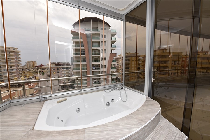 شقة عائلية - جاكوزي ضمن التراس - 2 غرفة وصالة في مهموتلار / الانيا 