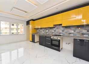 شقة عائلية - جاكوزي ضمن التراس - 2 غرفة وصالة في مهموتلار / الانيا 