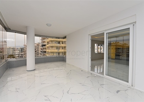 شقة عائلية - جاكوزي ضمن التراس - 2 غرفة وصالة في مهموتلار / الانيا 