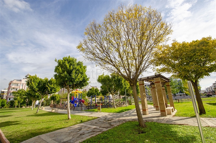 شقة 1 + 1 في منطقة ليمان كونيالتي  600 متر إلى البحر