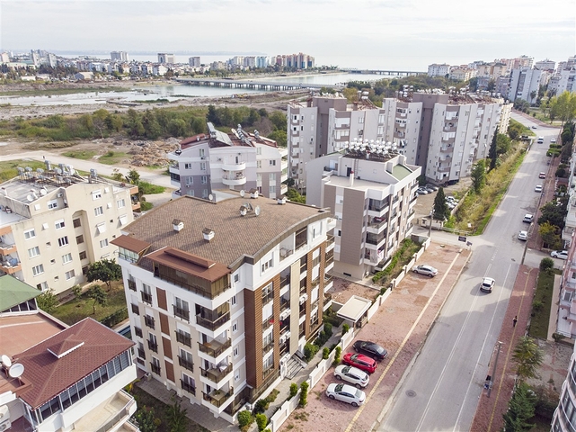 شقة 1 + 1 في منطقة ليمان كونيالتي  600 متر إلى البحر