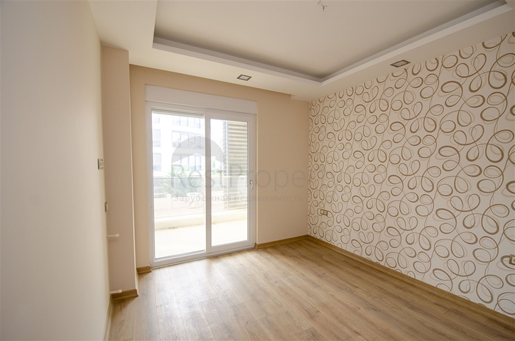 شقة 1 + 1 في منطقة ليمان كونيالتي  600 متر إلى البحر