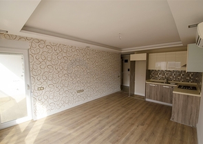 شقة 1 + 1 في منطقة ليمان كونيالتي  600 متر إلى البحر