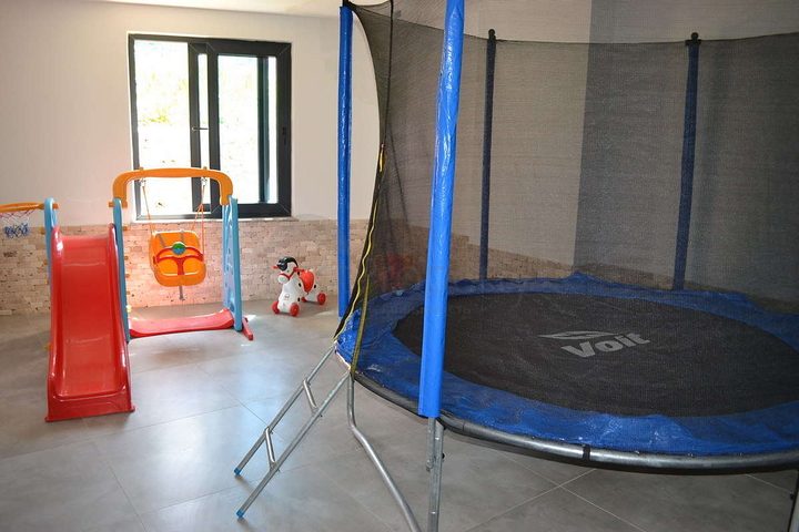 اطلالة بحر - مجمع 5 نجوم - خيارات متعددة - في كارجي جاك / الانيا 