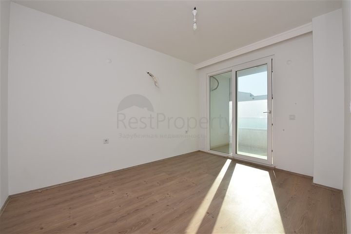 على ضفة النهر - مجمع حديث - شقة 2 غرفة وصالة - في كاستل / الانيا 