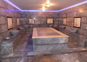 على ضفة النهر - مجمع حديث - شقة 2 غرفة وصالة - في كاستل / الانيا 