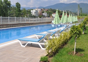 على ضفة النهر - مجمع حديث - شقة 2 غرفة وصالة - في كاستل / الانيا 