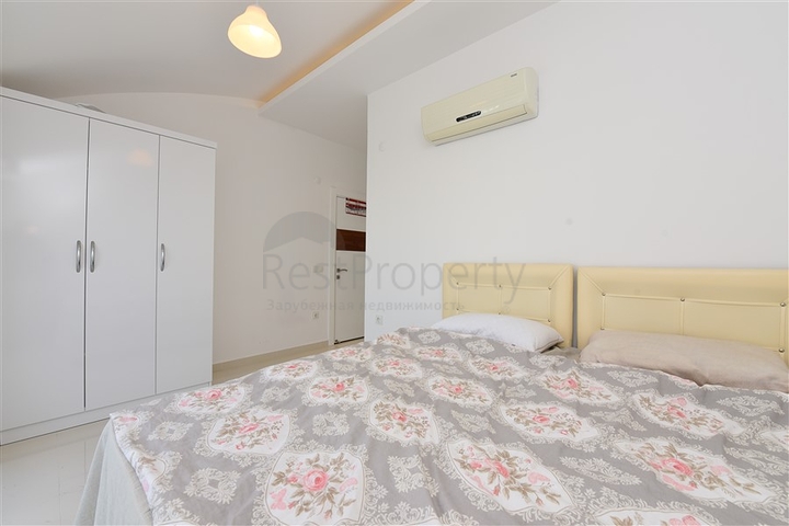 دوبلكس فاخرة - في مركز مدينة الانيا - جانب شاطئ كليوباترا 