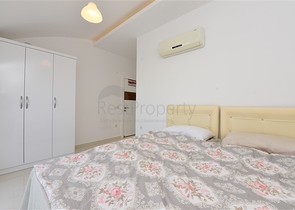 دوبلكس فاخرة - في مركز مدينة الانيا - جانب شاطئ كليوباترا 