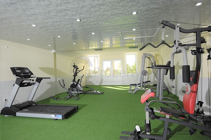 دوبلكس واسعة - اطلالة مفتوحة - سعر مميز - في مهموتلار / الانيا 