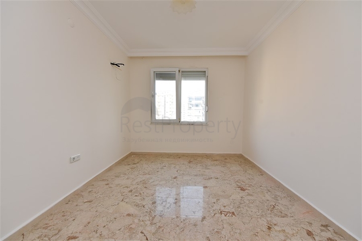 دوبلكس واسعة - اطلالة مفتوحة - سعر مميز - في مهموتلار / الانيا 