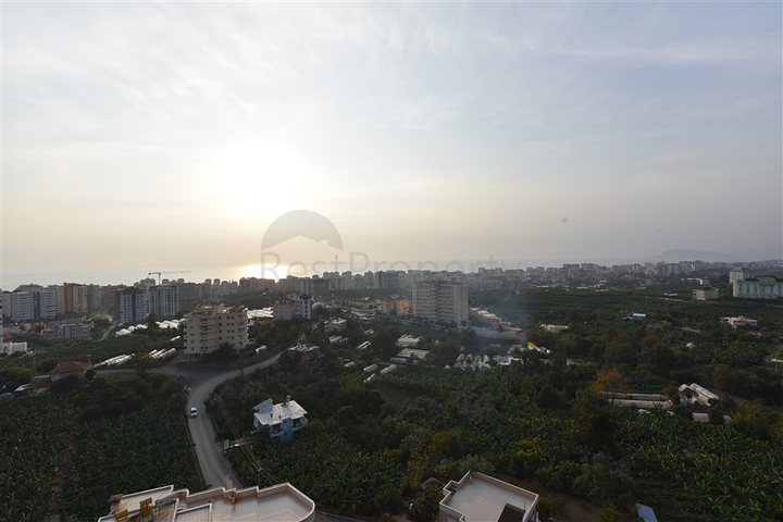 دوبلكس واسعة - اطلالة مفتوحة - سعر مميز - في مهموتلار / الانيا 