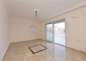 دوبلكس واسعة - اطلالة مفتوحة - سعر مميز - في مهموتلار / الانيا 