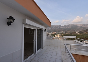 دوبلكس واسعة - اطلالة مفتوحة - سعر مميز - في مهموتلار / الانيا 