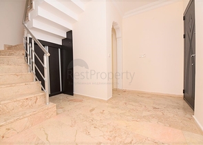 دوبلكس واسعة - اطلالة مفتوحة - سعر مميز - في مهموتلار / الانيا 