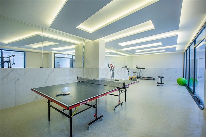 شقة مفروشة ضمن مجمع حديث في مهموتلار / الانيا 