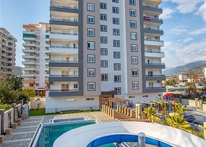 شقة مفروشة ضمن مجمع حديث في مهموتلار / الانيا 