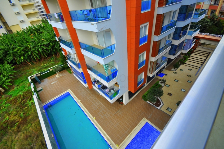 شقة مفروشة - ضمن مجمع سكني حديث - الانيا 