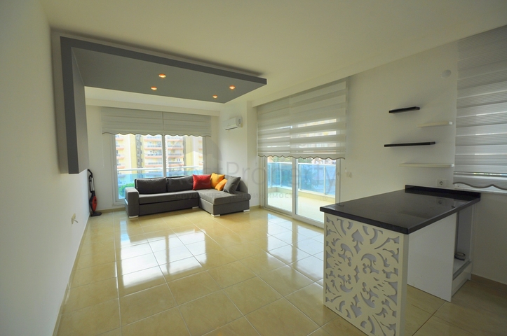 شقة مفروشة - ضمن مجمع سكني حديث - الانيا 