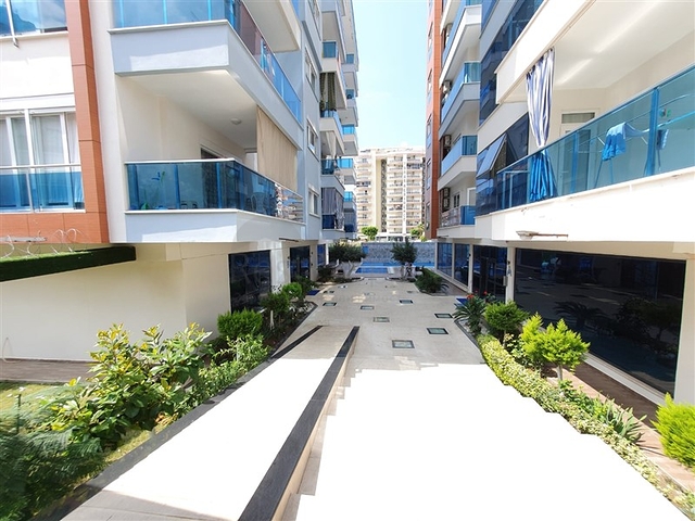 شقة مفروشة - ضمن مجمع سكني حديث - الانيا 