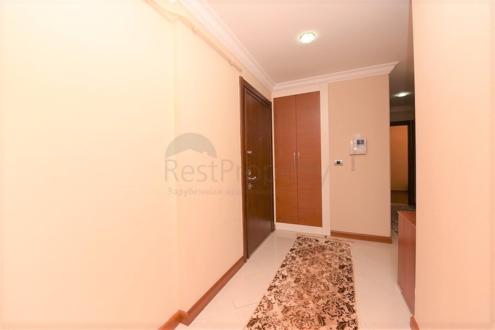 ضمن مجمع اول صف على البحر - شقة فاخرة 2 غرفة وصالة في مركز الانيا 