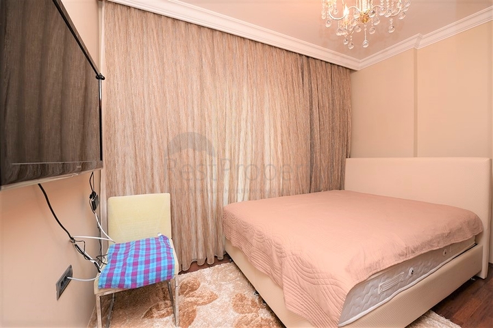 ضمن مجمع اول صف على البحر - شقة فاخرة 2 غرفة وصالة في مركز الانيا 