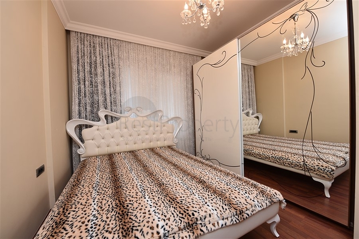 ضمن مجمع اول صف على البحر - شقة فاخرة 2 غرفة وصالة في مركز الانيا 