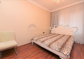 ضمن مجمع اول صف على البحر - شقة فاخرة 2 غرفة وصالة في مركز الانيا 