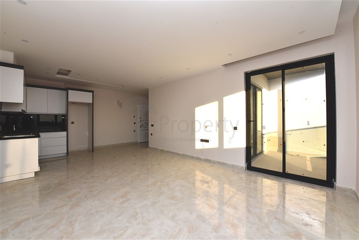 شقة ضمن مجمع حديث - مركز مدينة الانيا 