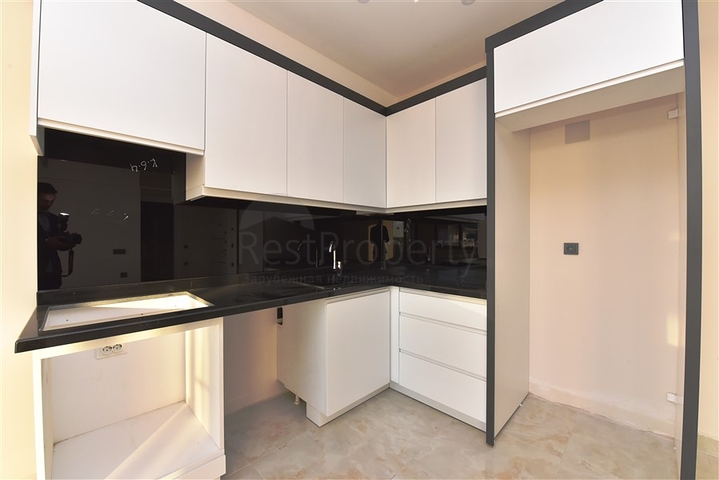 شقة ضمن مجمع حديث - مركز مدينة الانيا 