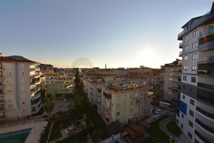 شقة ضمن مجمع حديث - مركز مدينة الانيا 