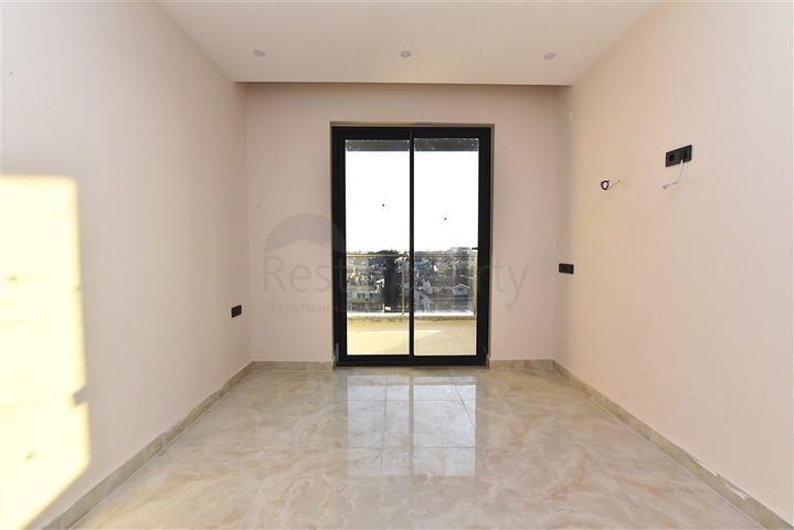 شقة ضمن مجمع حديث - مركز مدينة الانيا 