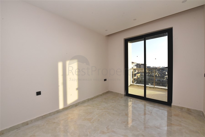 شقة ضمن مجمع حديث - مركز مدينة الانيا 