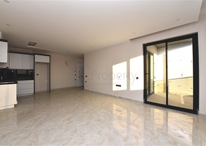 شقة ضمن مجمع حديث - مركز مدينة الانيا 