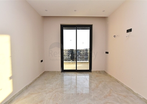 شقة ضمن مجمع حديث - مركز مدينة الانيا 